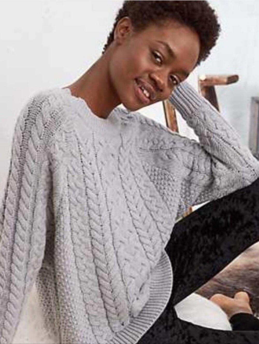 Aerie Gray Cable Knit Crew Neck Sweater Size XS